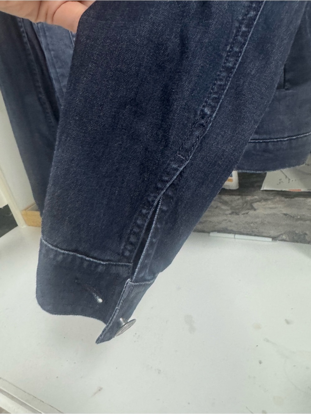 Cremieux Dark Wash Stretch Denim Trucker Jacket Size Medium - Picture 6 of 6